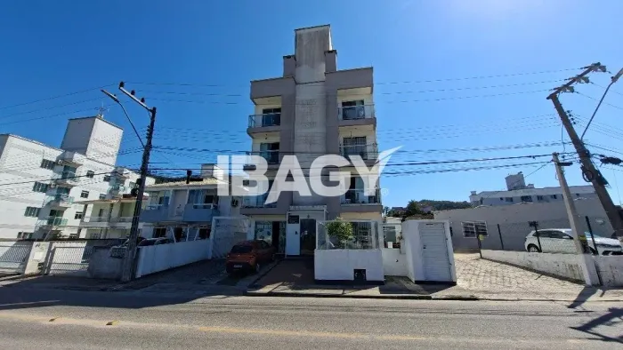Excelente Apartamento 2 dormitório(s) em São Sebastião - Palhoça