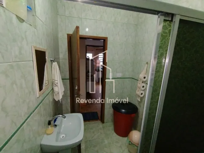 Terreno com 5 Casas com 330m² de área total na Região Vila Euthalia.