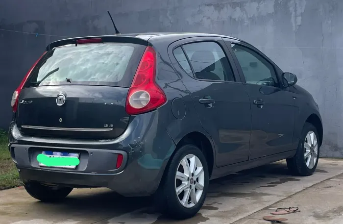 Fiat Palio Essence Dualogic 1.6 Flex 16V 5P 2013