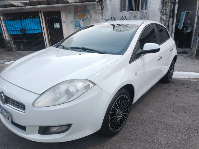 Fiat Bravo Essence 1.8 Flex 16V 5P 2013