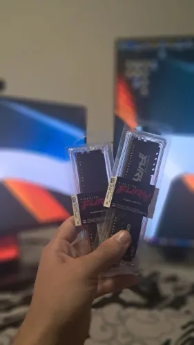 16 GB RAM GDDR4 2x8 3200