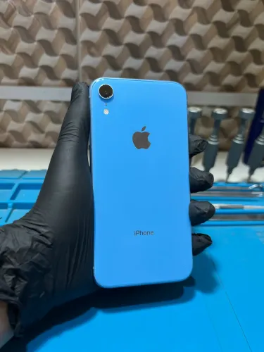 IPHONE XR - 64 GB
