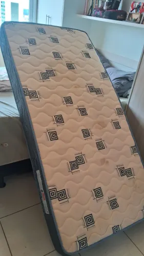 Colchão Ortobom light D33 selado para solteiro