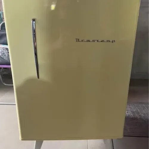 Frigobar Brastemp Retrô Amarelo (127 V)