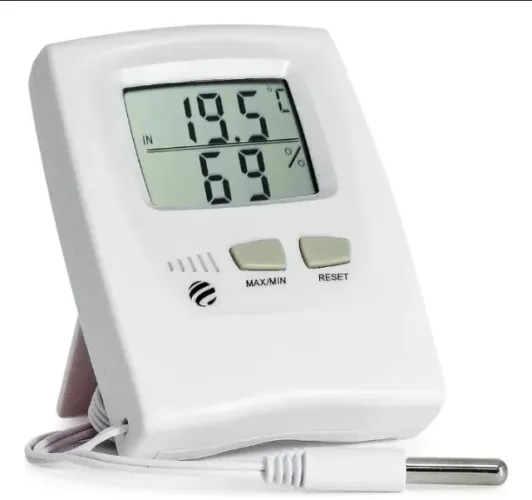 Termo-higrômetro digital incoterm com leituras nas escalas celsius e fahrenheit 