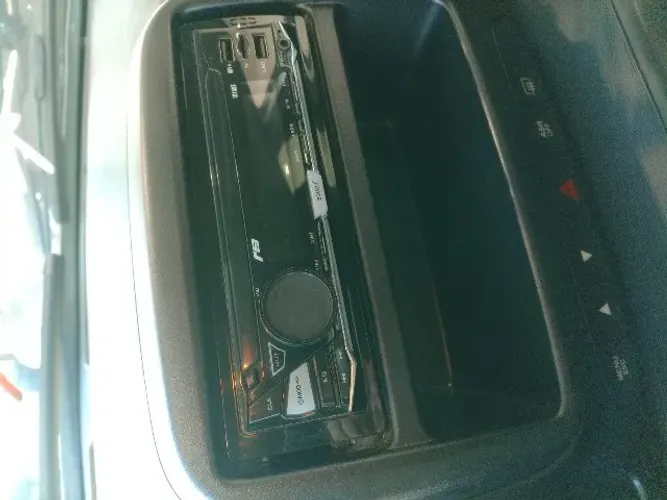 esta a venda por 60 pila aceita trocas esta a ven-da com baixa k.m zz