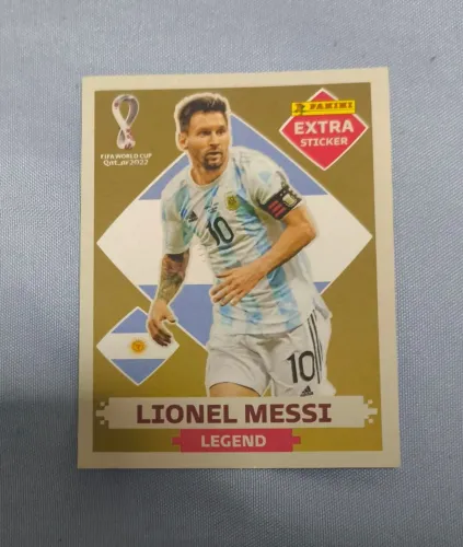 Figurinha legend ouro Lionel Messi
