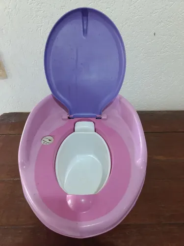 Troninho (Piniquinho)