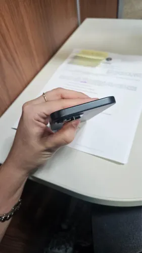 iPhone 15 sem novo 