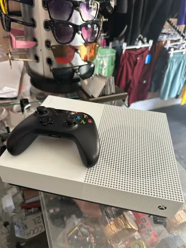 Xbox One s com hd de 1tb