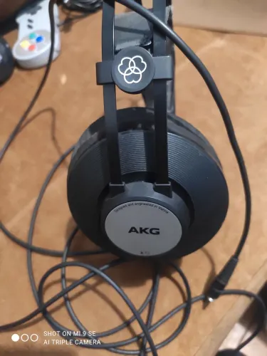 Fone AKG