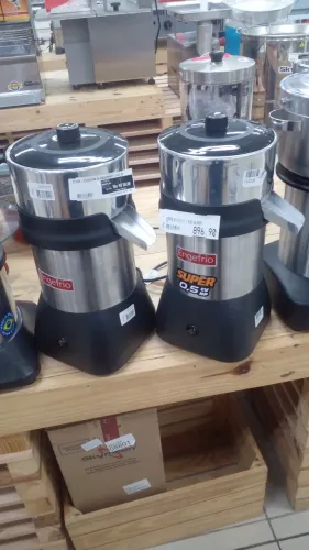 ESPREMEDOR INDUSTRIAL DE LARANJA E LIMÃO, DA MARCA SKYMSEN, NOVO, PROMOÇÃO!!!!