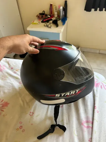 Vendo capacete novo