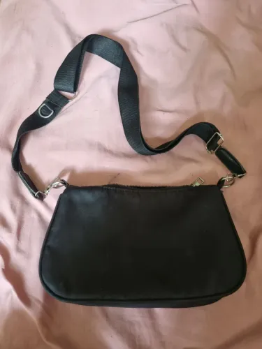 Bolsa de nylon preta