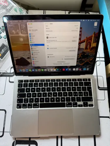 MacBook Air M1
