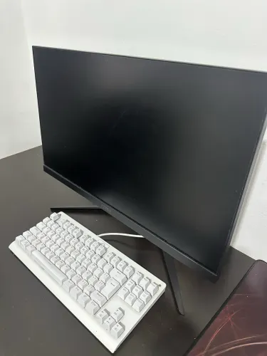 monitor gamer MSI 24? 144hz
