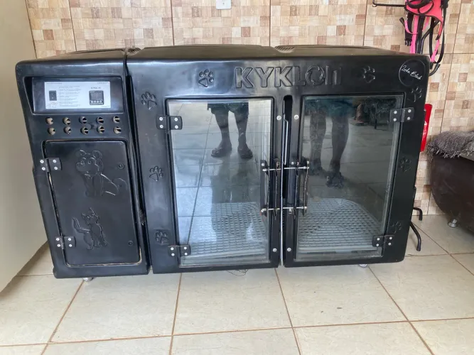 Máquina de Secar Animais Rotomoldada da Kyklon