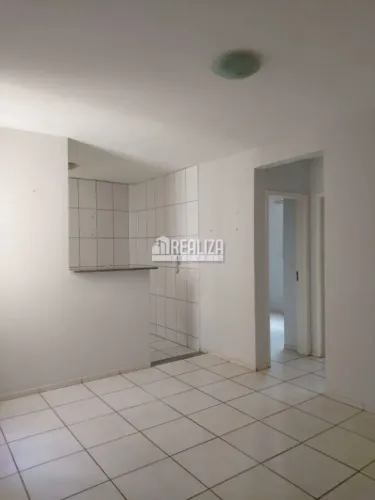 Apartamento com 2 Quarto(s) e 1 banheiro(s) para Alugar, 49 m² por R$ 1490 / Mês