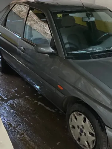 Ford Escort GLX 1.8i 16V 4P 1998