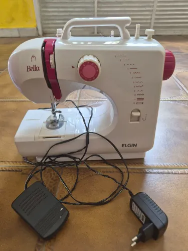 Maquina de costura 