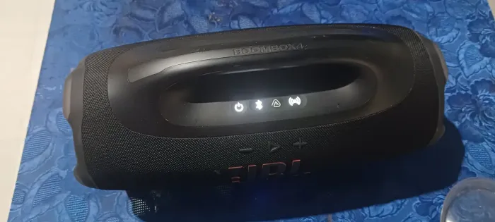 Bombox4