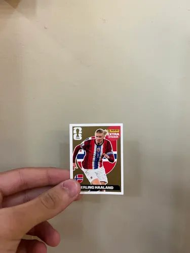Figurinha legend Erling Haaland copa 2026 (Ouro)