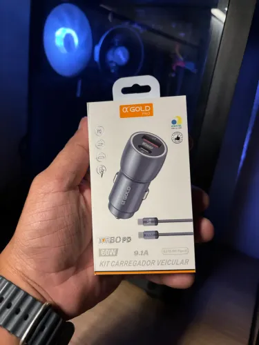 Carregador veicular 60w para Android ou iPhone.