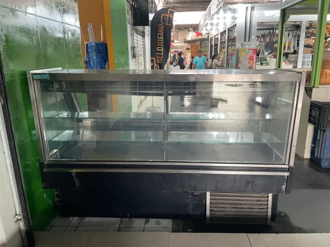 Balcão para frigorífico