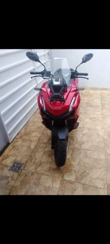 Venda de scooter Honda ADV 160.