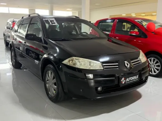 Renault Megane Sedan Dynamique Hi-flex 1.6 16V 2013