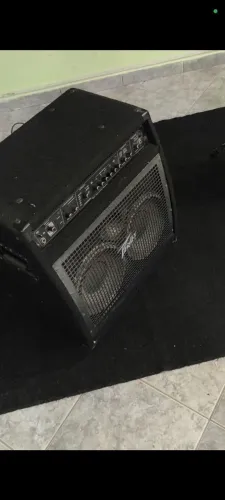 Amplificador Peavey Bam210 Bass 310wts