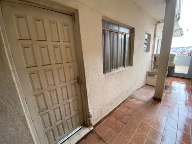 Casa de 3 cômodos, Vila Suiça, Santo André - SP