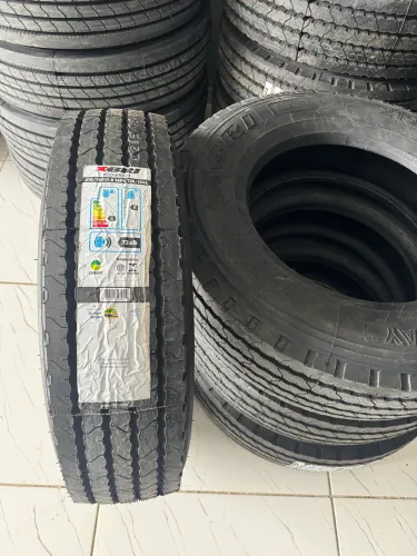 PNEU XBRI 649,00 215/17.50R70