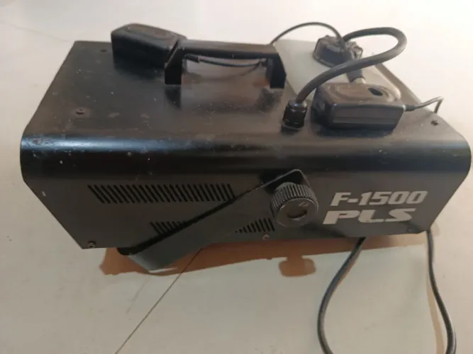 Máquina de fumaça 
