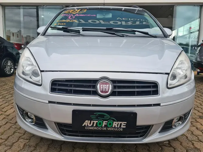 Fiat Idea Attractive 1.4 Fire Flex 8V 5P 2013