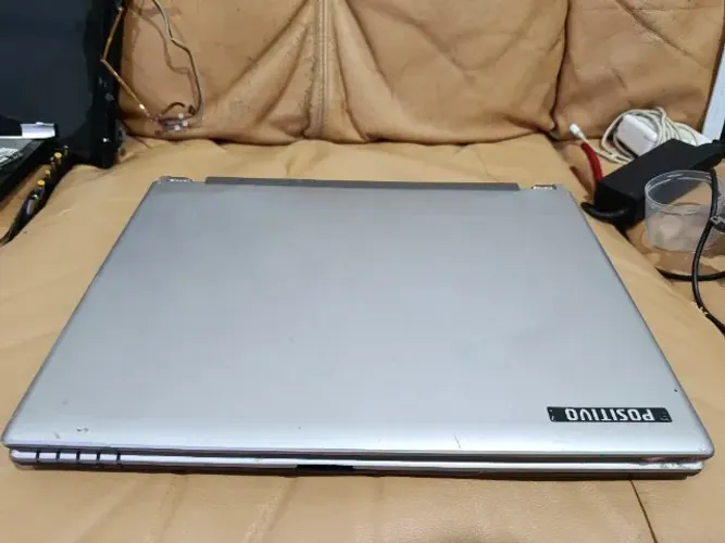 Notebook Positivo V56 sem LCD