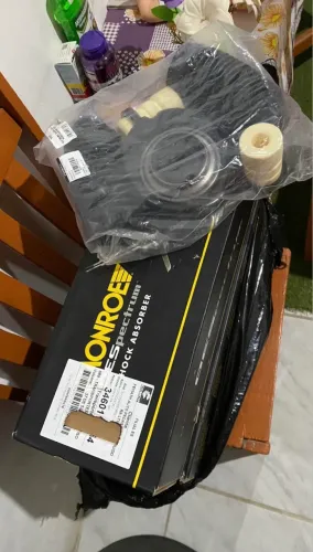 Par de amortecedores Peugeot