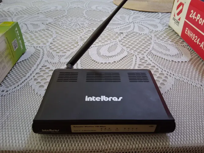 Roteador Intelbras WRS 240E