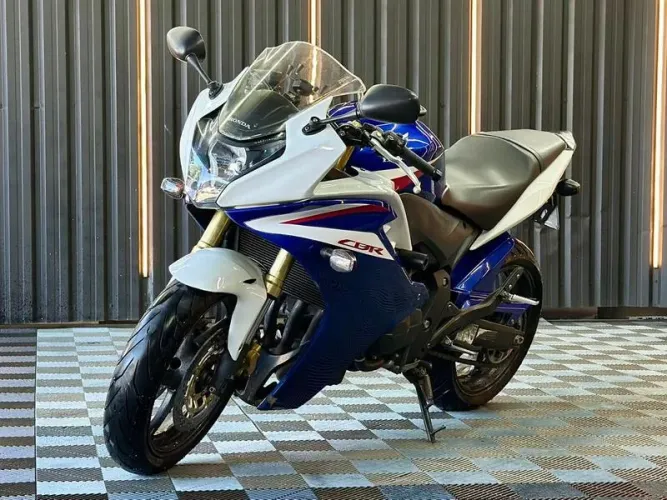 HONDA CBR 600-F 2013