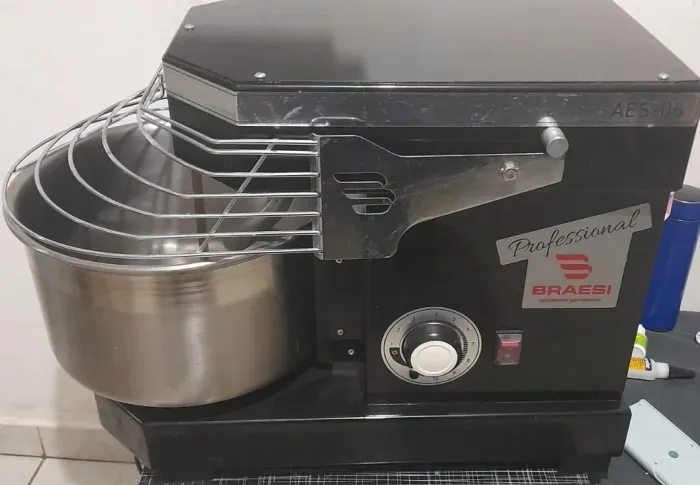 Amassadeira e Forno Venâncio