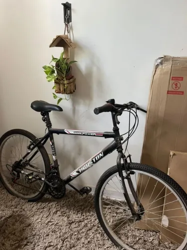 Bicleta nova! Nunca usada.