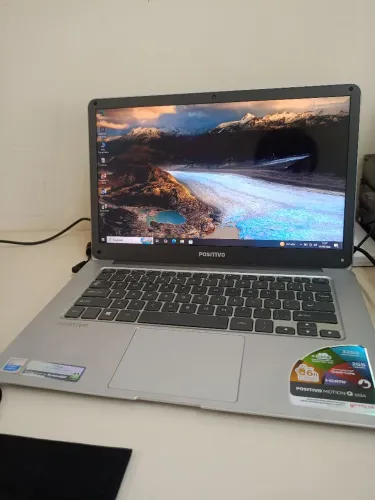 Notebook positivo morion Q232A