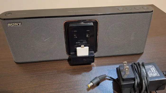 Som Portátil Sony para Dock System RDP-M15iP