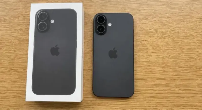 iPhone 16
