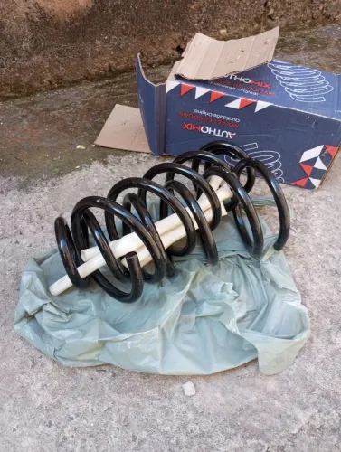 Vende-se mola traseira nova do Siena, Palio