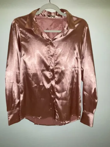 Camisa Feminina Acetinada Rosé Chic