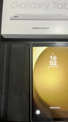 Tablet Samsung Tab A9 64GB Prata na Caixa + Capa Giratória