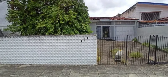Casa com 3 dormitórios à venda, 420 m² por R$ 400.000 - Centro - João Pessoa/PB