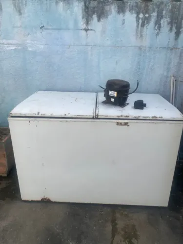 Freezer eletrolux 399l