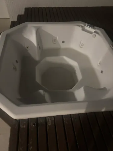 Oportunidade SPA para 6 Pessoas completa